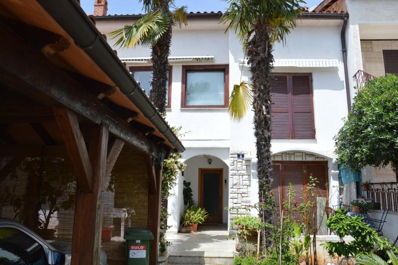 Residence Mira Porec Exterior photo